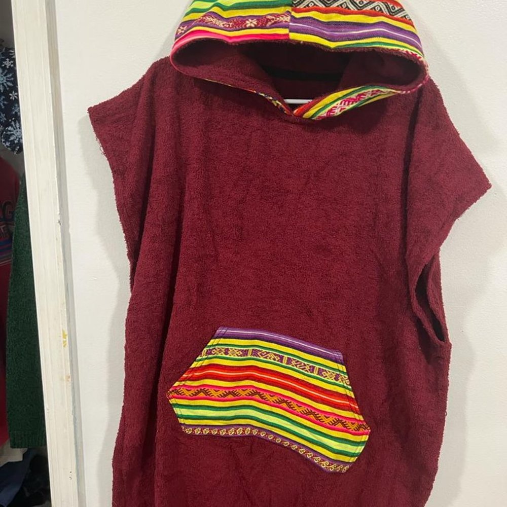 Hoodie surf poncho peruvian inka motif size unisex one size fits Medium/Large